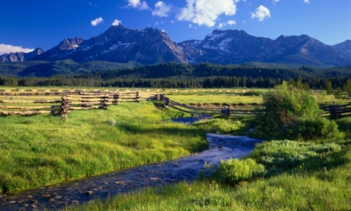 Sawtooth Mountains