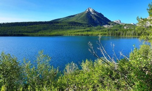 Pettit Lake